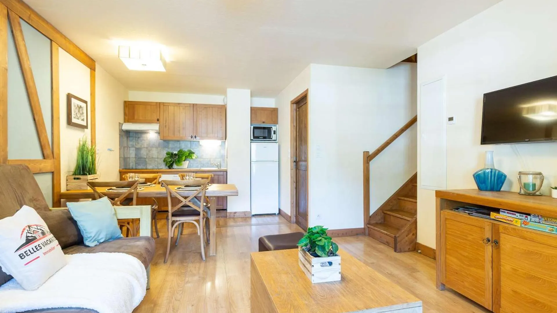 Appartement De 70 M² Au Centre-Ville Avec Piscine, Hammam, Sauna Et Balcon Bien Expose - Fr-1-296-392 Saint-Lary-Soulan 0*,