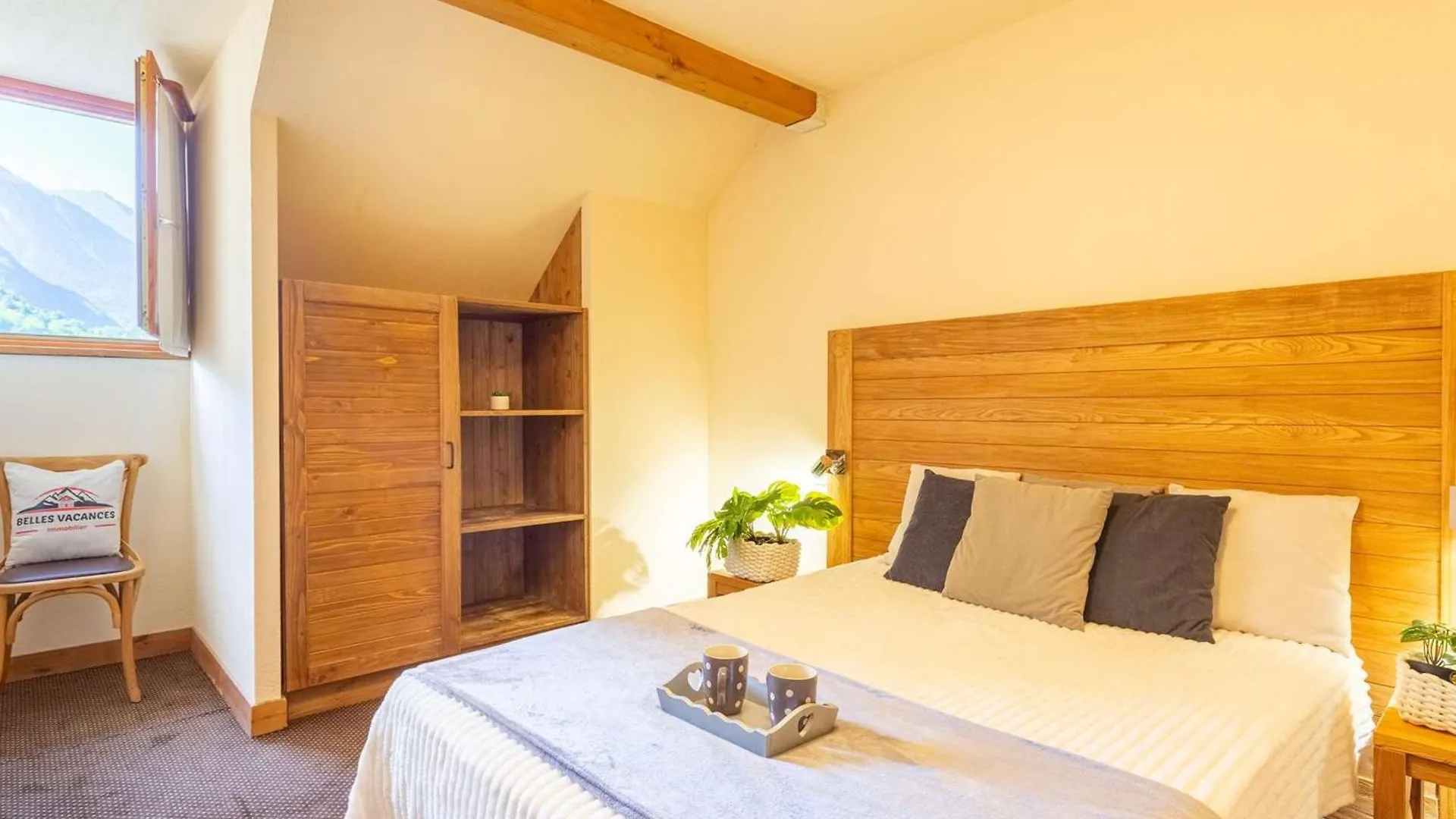 Appartement De 70 M² Au Centre-Ville Avec Piscine, Hammam, Sauna Et Balcon Bien Expose - Fr-1-296-392 Saint-Lary-Soulan Apartment